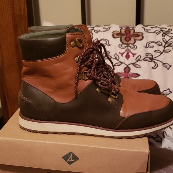 Boots - Picture 2 of 5